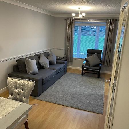2 Bed Contemporary Apartment Glasgow Free Parking Netflix Sleeps 4 מראה חיצוני תמונה