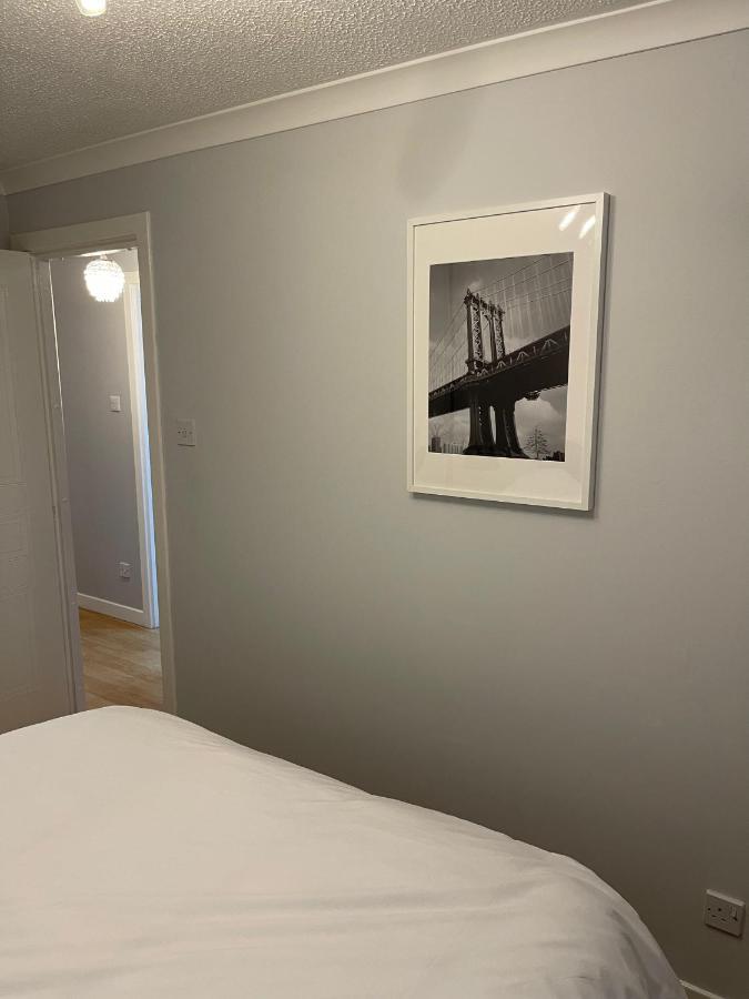 2 Bed Contemporary Apartment Glasgow Free Parking Netflix Sleeps 4 מראה חיצוני תמונה
